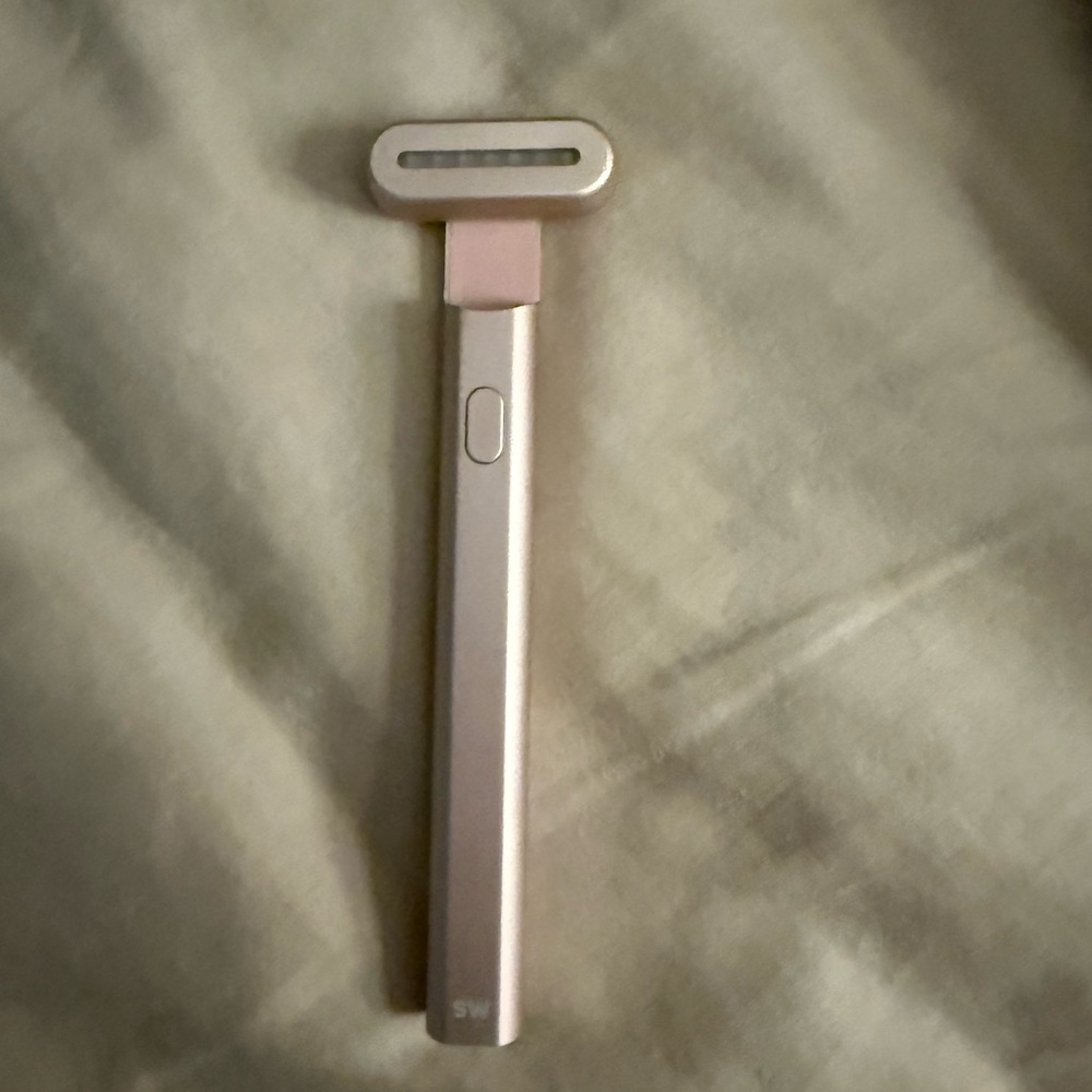 Solawave 4 in 1 facial wand
